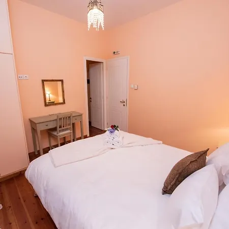 Πανσιόν αρχοντικό αργυρώ