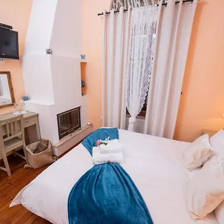 Πανσιόν αρχοντικό αργυρώ 3*