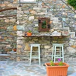 Archontiko Argyro 3* Makrinitsa