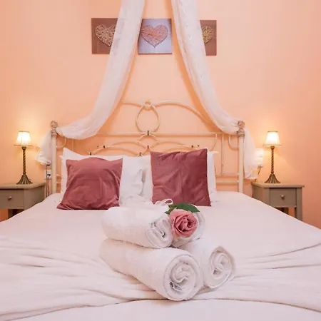 αρχοντικό αργυρώ Πανσιόν Μακρινίτσα