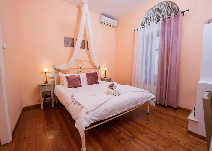 αρχοντικό αργυρώ Πανσιόν 3*